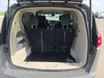 2022 Chrysler Pacifica Touring L 121.6" WB - miniatura 17