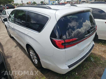 2022 Chrysler Pacifica Touring L 121.6" WB – miniatura 2