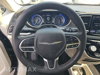 2022 Chrysler Pacifica Touring L 121.6" WB - miniatura 10