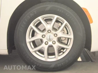 2022 Chrysler Pacifica Touring L 121.6" WB - miniatura 10