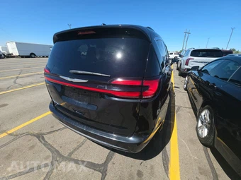 2022 Chrysler Pacifica Touring L 121.6" WB - miniatura 4