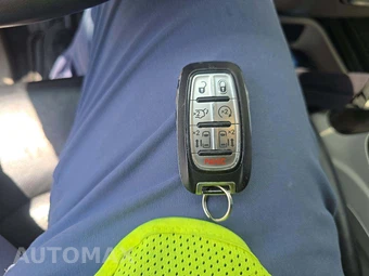 2022 Chrysler Pacifica Touring L 121.6" WB – miniatura 8