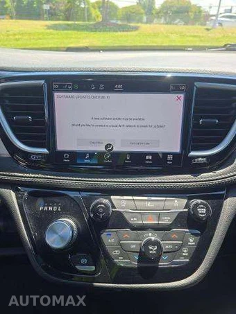 2022 Chrysler Pacifica Touring L 121.6" WB – miniatura 10