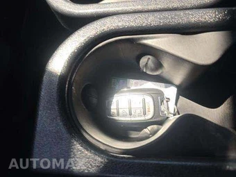 2022 Chrysler Pacifica Touring L 121.6" WB – miniatura 8