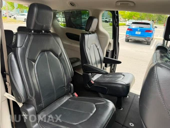 2022 Chrysler Pacifica Touring L 121.6" WB - miniatura 13