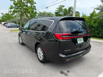 2022 Chrysler Pacifica Touring L 121.6" WB - miniatura 4