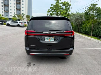 2022 Chrysler Pacifica Touring L 121.6" WB - miniatura 5