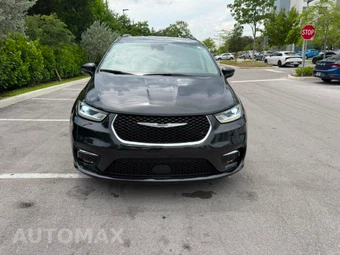 2022 Chrysler Pacifica Touring L 121.6" WB - miniatura 9