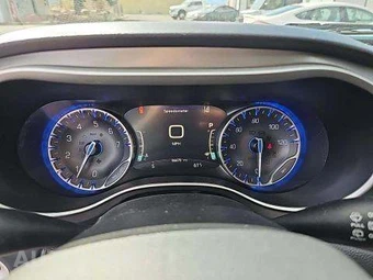 2022 Chrysler Pacifica Touring L 121.6" WB - miniatura 9