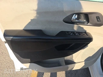 2022 Chrysler Pacifica Touring L 121.6" WB – miniatura 9