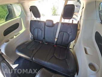 2022 Chrysler Pacifica Touring L 121.6" WB - miniatura 14