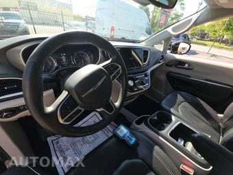 2022 Chrysler Pacifica Touring L 121.6" WB - miniatura 10