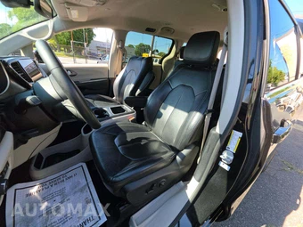 2022 Chrysler Pacifica Touring L 121.6" WB - miniatura 6