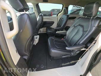 2022 Chrysler Pacifica Touring L 121.6" WB - miniatura 13