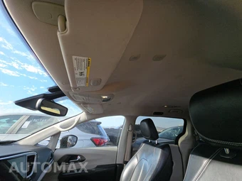 2022 Chrysler Pacifica Touring L 121.6" WB - miniatura 19