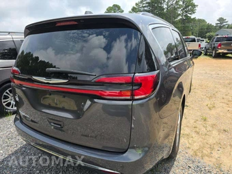 2022 Chrysler Pacifica Touring L 121.6" WB - miniatura 3