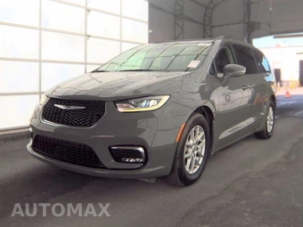 2022 Chrysler Pacifica Touring L 121.6" WB