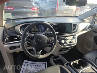 2022 Chrysler Pacifica Touring L 121.6" WB - miniatura 11