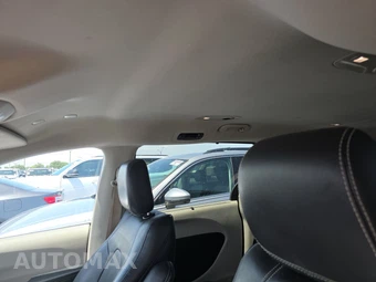 2022 Chrysler Pacifica Touring L 121.6" WB – miniatura 18