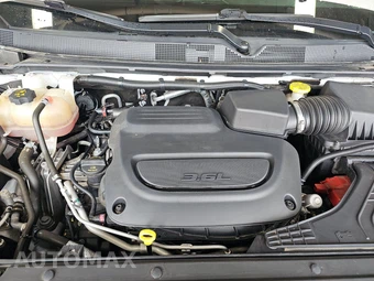 2022 Chrysler Pacifica Touring L 121.6" WB - miniatura 16