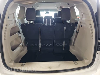 2022 Chrysler Pacifica Touring L 121.6" WB - miniatura 17