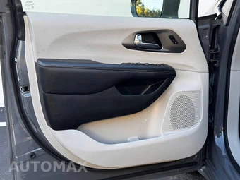 2022 Chrysler Pacifica Touring L 121.6" WB - miniatura 16