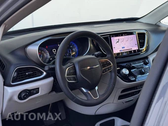 2022 Chrysler Pacifica Touring L 121.6" WB - miniatura 17