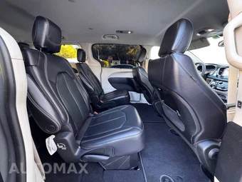 2022 Chrysler Pacifica Touring L 121.6" WB - miniatura 24