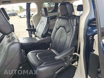 2022 Chrysler Pacifica Touring L 121.6" WB - miniatura 13