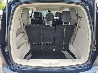 2022 Chrysler Pacifica Touring L 121.6" WB - miniatura 15