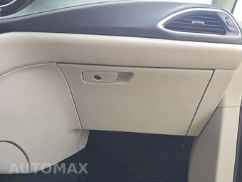 2022 Chrysler Pacifica Touring L 121.6" WB - miniatura 20