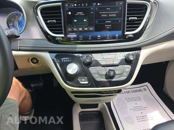 2022 Chrysler Pacifica Touring L 121.6" WB – miniatura 10