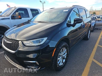 2022 Chrysler Pacifica Touring L 121.6" WB