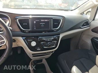 2022 Chrysler Voyager LX 121.6" WB - miniatura 11