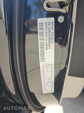 2022 Chrysler Voyager LX 121.6" WB - miniatura 14