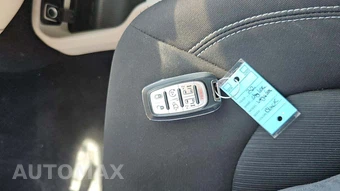 2022 Chrysler Voyager LX 121.6" WB - miniatura 20