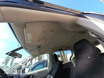 2022 Chrysler Voyager LX 121.6" WB - miniatura 21