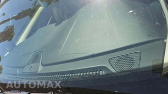 2022 Chrysler Voyager LX 121.6" WB - miniatura 24