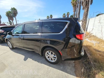 2022 Chrysler Voyager LX 121.6" WB - miniatura 6