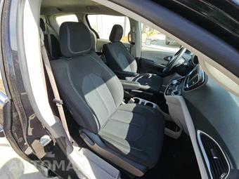 2022 Chrysler Voyager LX 121.6" WB - miniatura 8