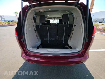 2022 Chrysler Voyager LX 121.6" WB - miniatura 12
