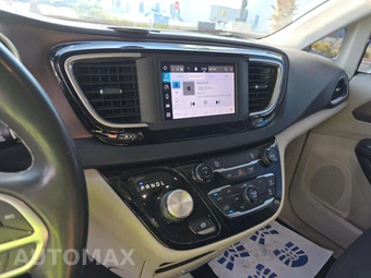 2022 Chrysler Voyager LX 121.6" WB - miniatura 8