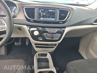2022 Chrysler Voyager LX 121.6" WB - miniatura 11