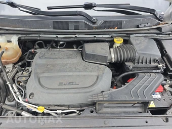 2022 Chrysler Voyager LX 121.6" WB - miniatura 16