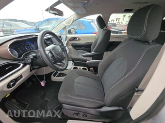 2022 Chrysler Voyager LX 121.6" WB - miniatura 7