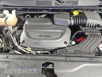 2022 Chrysler Voyager LX 121.6" WB – miniatura 17