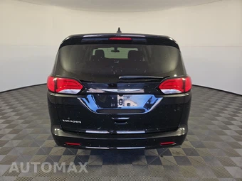 2022 Chrysler Voyager LX 121.6" WB – miniatura 5