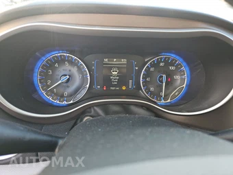 2022 Chrysler Voyager LX 121.6" WB - miniatura 6