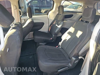 2022 Chrysler Voyager LX 121.6" WB - miniatura 7