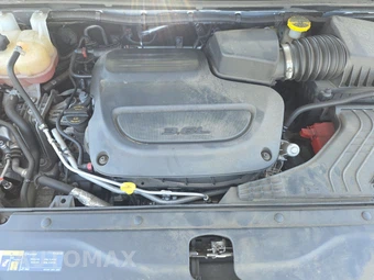 2022 Chrysler Voyager LX 121.6" WB - miniatura 16